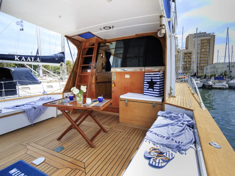 Bootverhuur Stella Maris STELVIO CS287/D in Cagliari Port via SamBoat