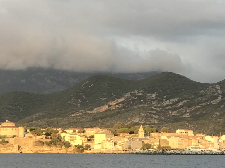 Jachthuur in Saint-Florent - Jeanneau Sun Odyssey 40 DS via SamBoat