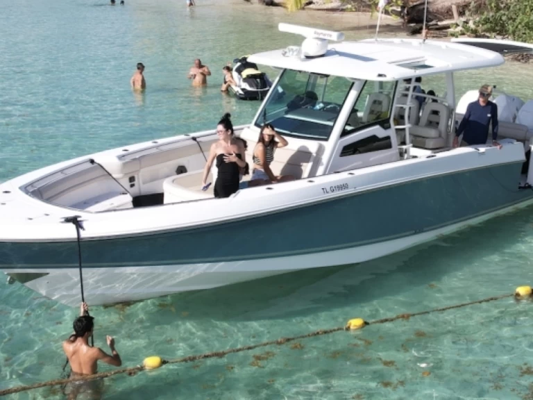 Verhuur Motorboot in Pointe-à-Pitre - Boston Whaler Boston Whaler 380 Outrage