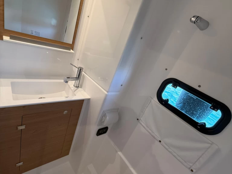 Huur een Bali Bali Catspace 2025 in Capo d'Orlando