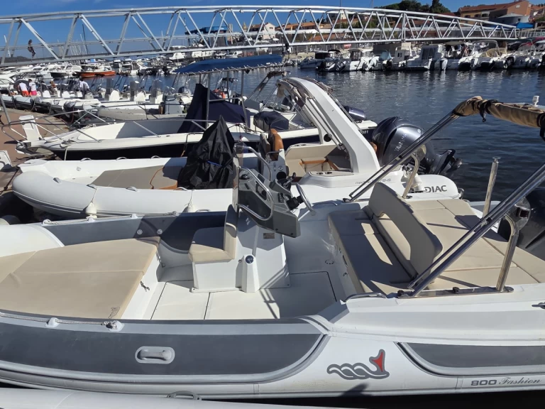 Jachthuur in Saint-Florent - MV Marine 800 via SamBoat