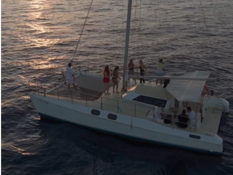 Verhuur Catamaran in Playa de San Juan - Fountaine Pajot Louisiane 37