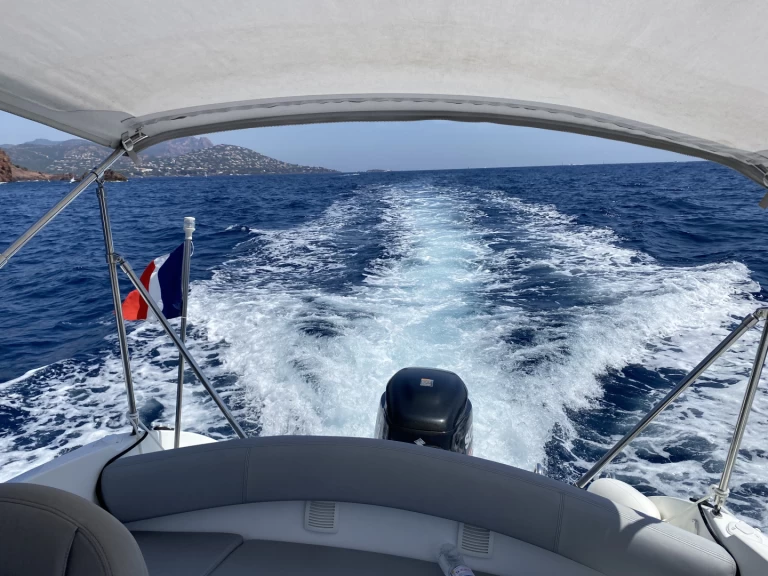 Jachthuur in Mandelieu-la-Napoule - Bénéteau Flyer 650 Sun Deck via SamBoat