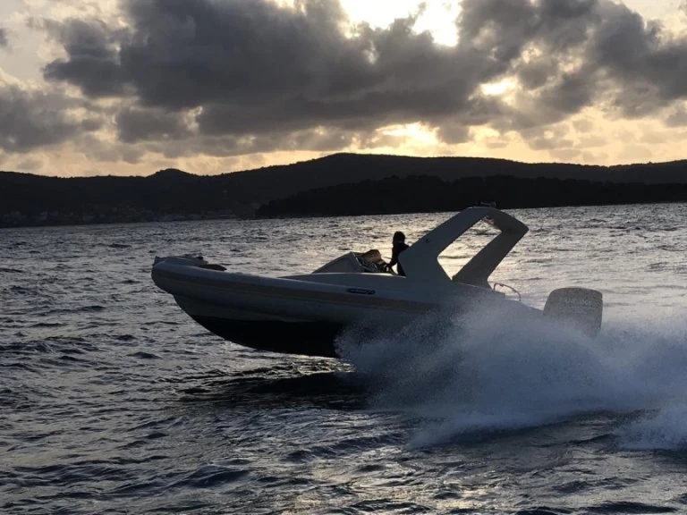 Verhuur RIB Solemar met vaarbewijs