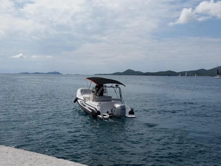 Huur Motorboot met of zonder schipper Zar in Biograd na Moru