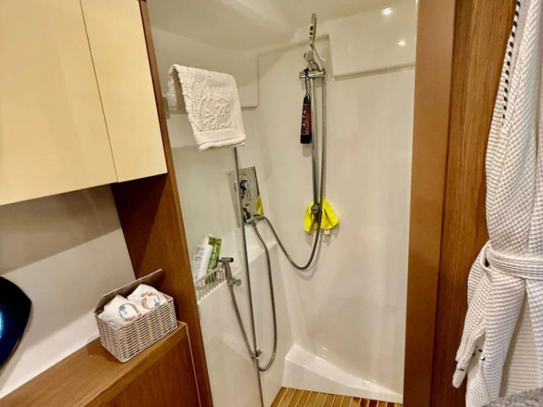 Motorboot te huur in Porto Badino voor de beste prijs