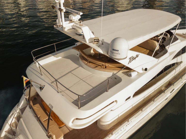 Bootverhuur Cartagena goedkoop Azimut 70
