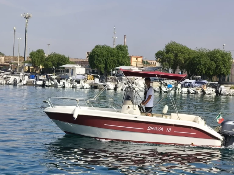 Verhuur Motorboot in Taranto - Mingolla Brava 18