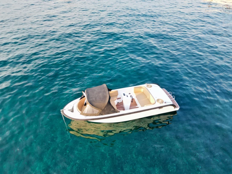 Verhuur Motorboot BRB met vaarbewijs