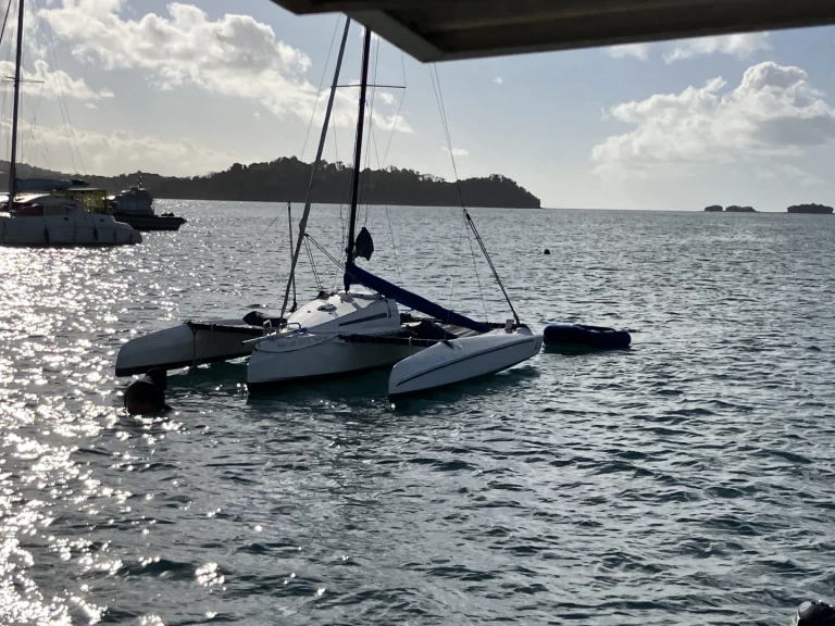 Bootverhuur Astus Boats 20.5 Sport in Dzaoudzi Island via SamBoat