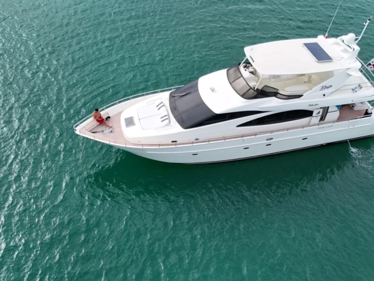 Huur Jacht met of zonder schipper Azimut in Cartagena