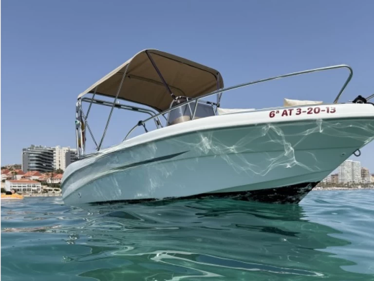 Sessa Marine Key Largo 23 te huur van particulier of professional in Alicante