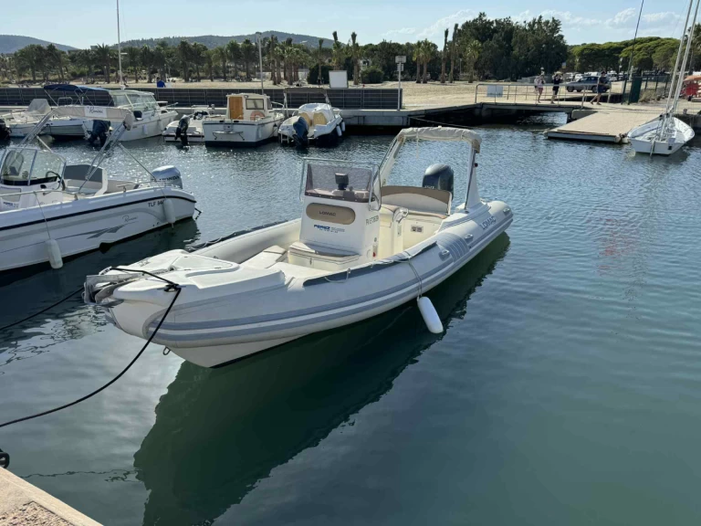 Huur een Lomac Lomac 710 IN in Hyères