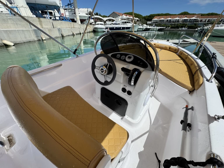 Ranieri Shark 17 te huur van particulier of professional in Lignano Riviera