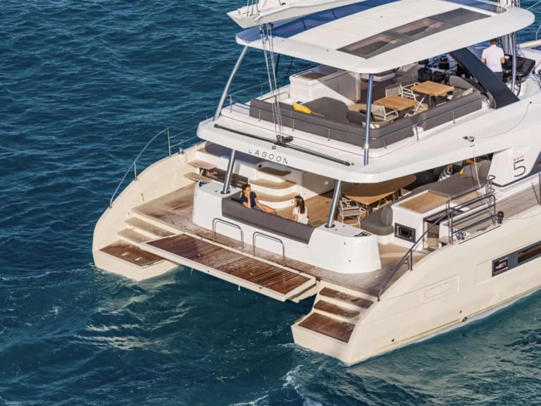 Verhuur Jacht in Sint Maarten (FR) - Lagoon Lady Ros&eacute; (Lagoon Sixty 5)