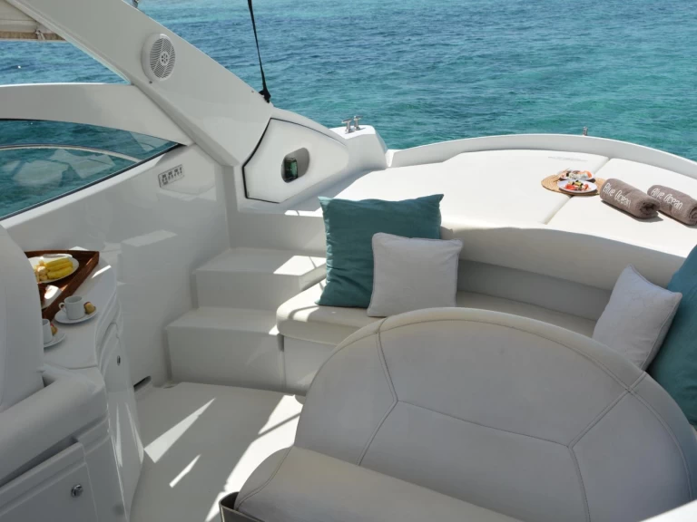 Verhuur Motorboot in Ibiza Town - Pershing Pershing 37