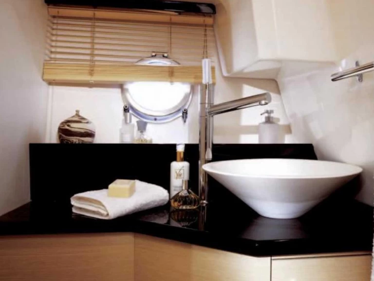 Verhuur Motorboot in Ibiza Town - Sessa Marine Key Largo 30