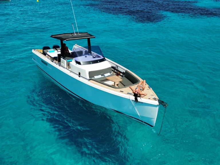 Bootverhuur Fjord Fjord 38 Xpress in Ibiza Magna via SamBoat