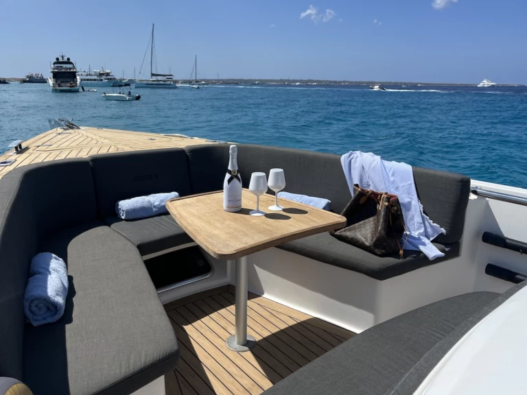 Verhuur Motorboot in Ibiza Magna - Fjord Fjord 38 Xpress