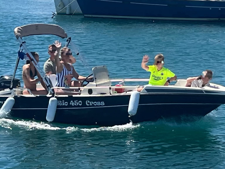 Verhuur Motorboot Rio Yachts met vaarbewijs