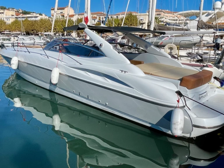 Bootverhuur Sunseeker Superhawk 48 in Golfe-Juan via SamBoat