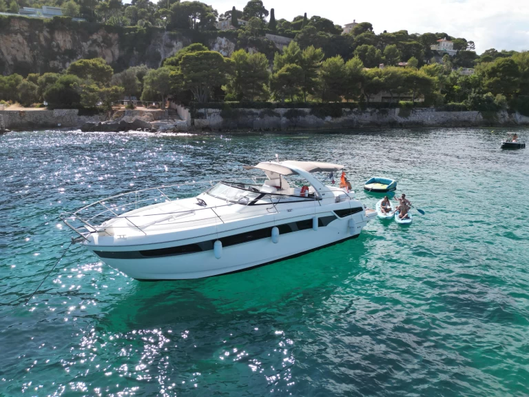 Motorboot te huur in Monaco-Ville voor de beste prijs