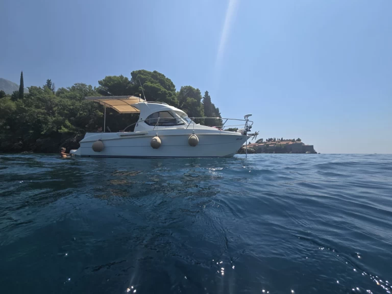 Bootverhuur Bar goedkoop Antares 7