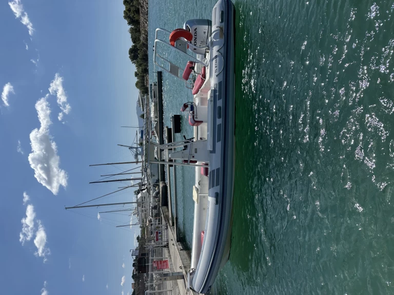 RIB te huur in Marseille voor de beste prijs