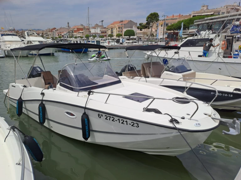 Bootverhuur Quicksilver Activ 755 Sundeck in Cambrils via SamBoat