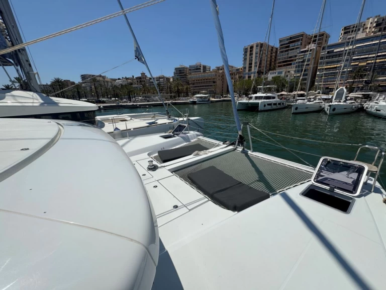Lagoon Lagoon 42 te huur van particulier of professional in Palma de Mallorca