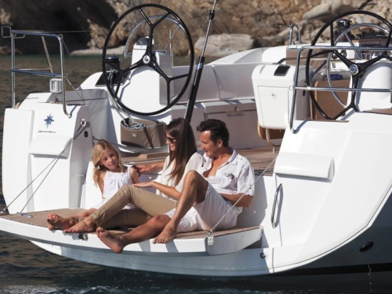 Bootverhuur Mai Khao goedkoop Sun Odyssey 479