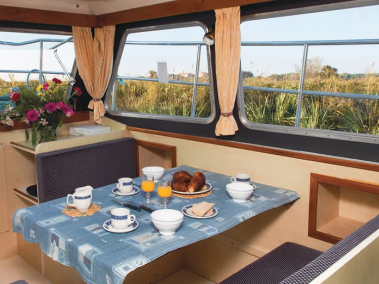 Le Boat Sheba te huur van particulier of professional in Decize