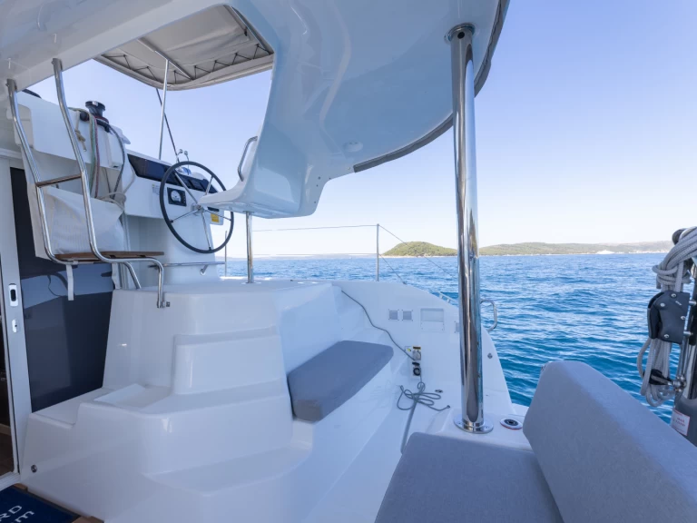 Jachthuur in Rogoznica - Lagoon Lagoon 38 via SamBoat