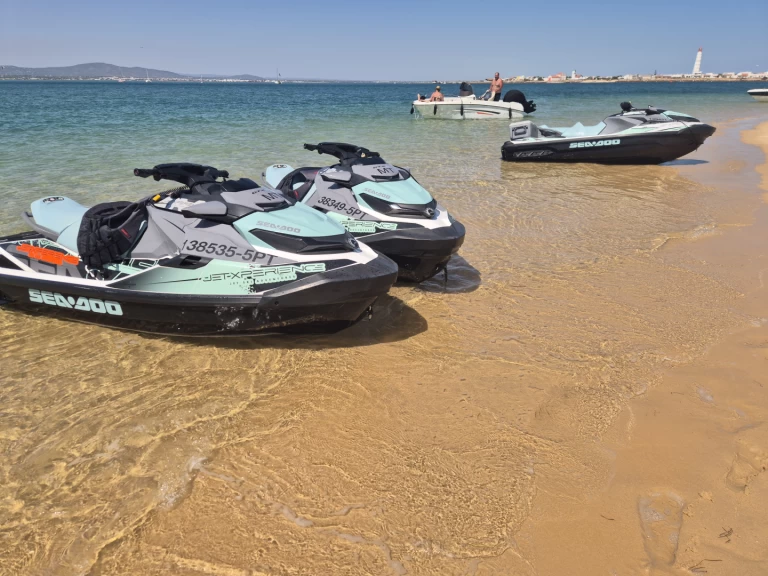 Huur Jet Ski met of zonder schipper Yamaha in Faro