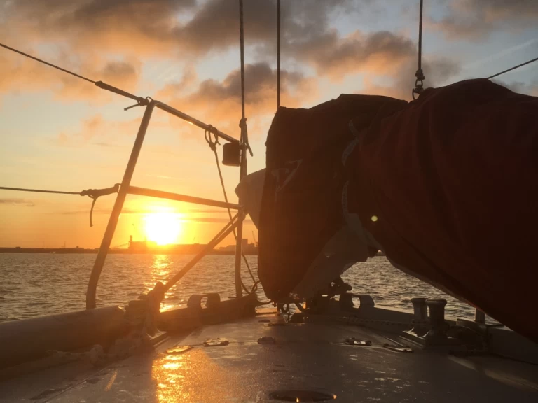 Zeilboot te huur in La Rochelle voor de beste prijs