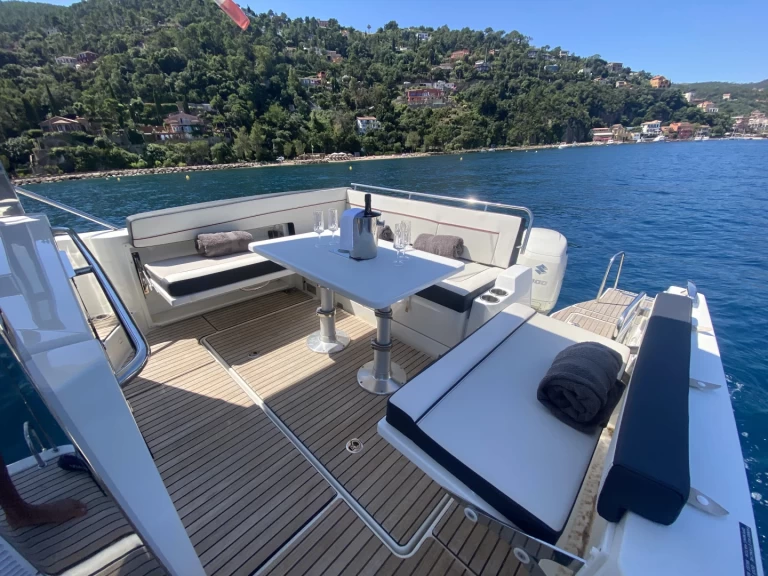 Motorboot te huur in Port La Napoule voor de beste prijs