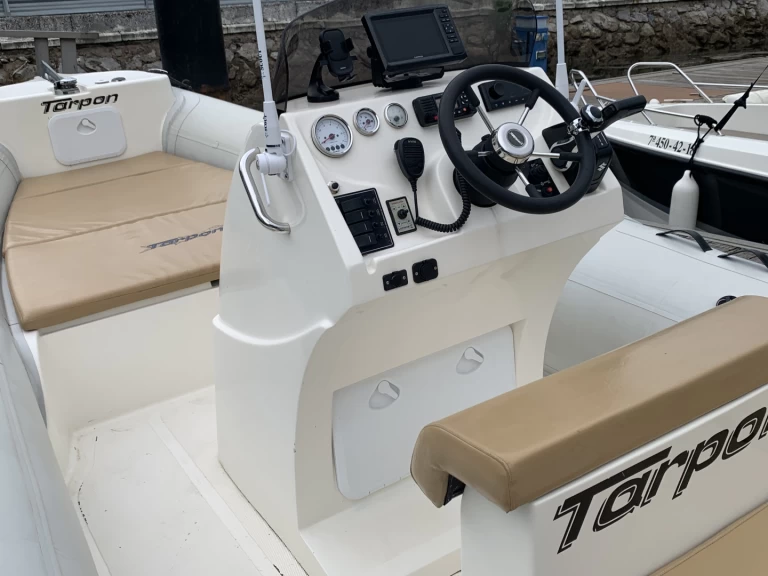 Huur Motorboot met of zonder schipper Rodman in Santander