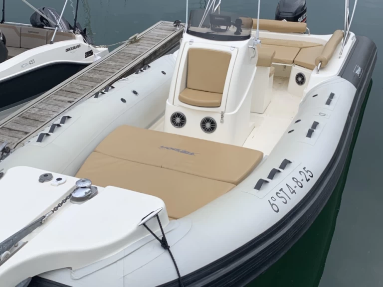 Bootverhuur Santander goedkoop Tarpon 790 LX