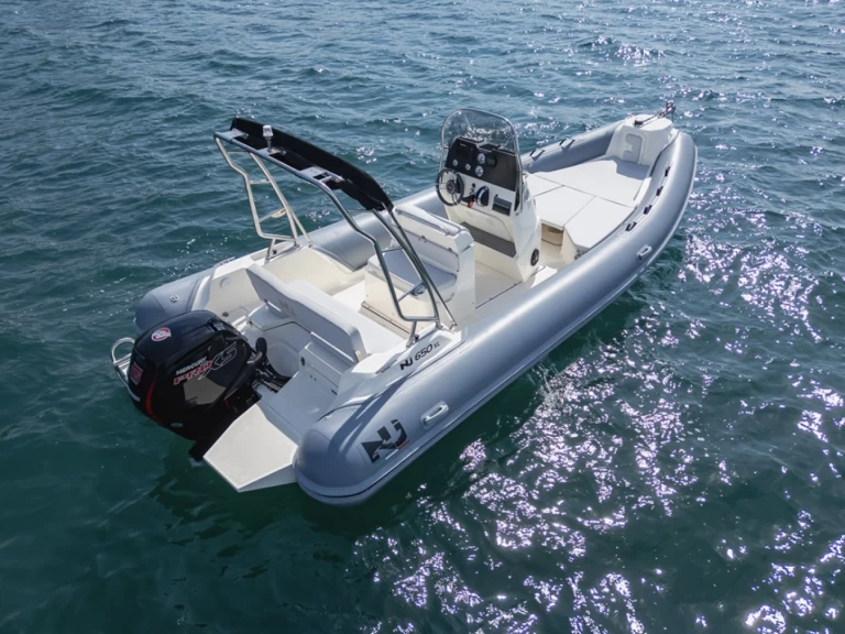 Verhuur RIB Nuova Jolly met vaarbewijs