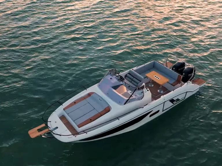 Bootverhuur Santa Eulària des Riu goedkoop FLYER 9 SUNdeck