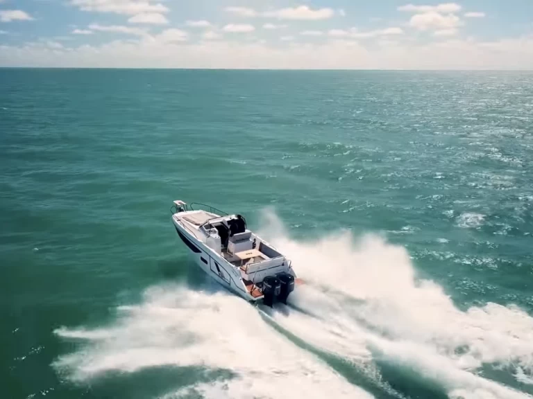 Bootverhuur Bénéteau FLYER 9 SUNdeck in Santa Eulària des Riu via SamBoat