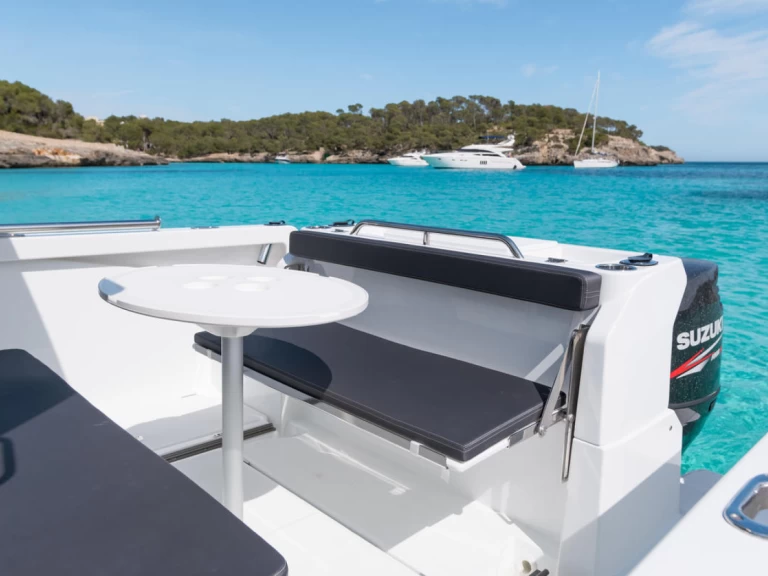 Huur een Bénéteau Barracuda 8 in Puerto Deportivo Marina de Santander