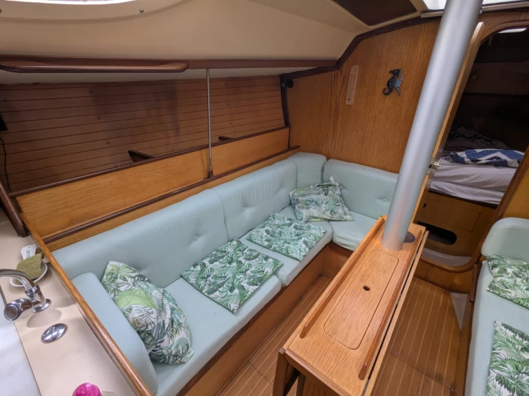 Bénéteau Oceanis 350 te huur van particulier of professional in Port de Penerf