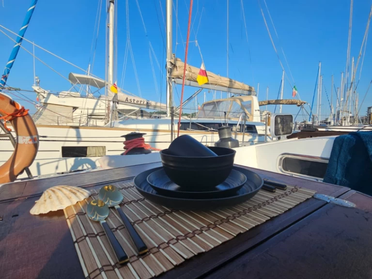 Huur een Morgante 45 Morgante 45 in Cattolica