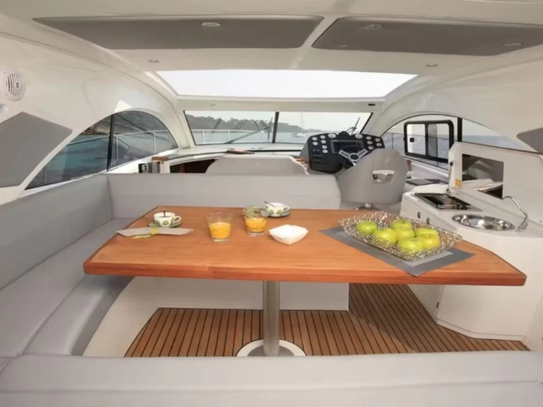 Verhuur Motorboot in Monaco - MonteCarloYachts 42