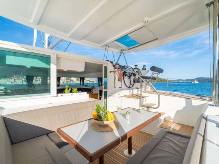 Verhuur Catamaran in Sant Antoni de Portmany - Lagoon Lagoon 400