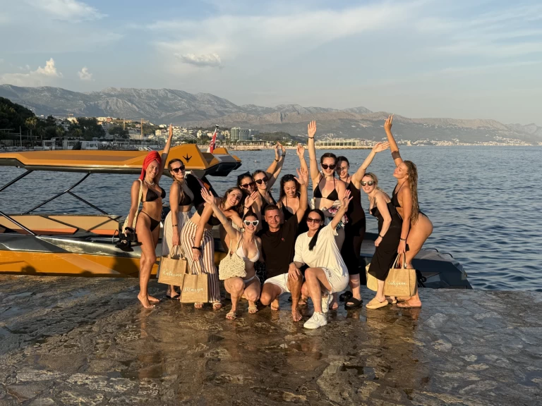 Huur Motorboot met of zonder schipper Alesta Marine in Split