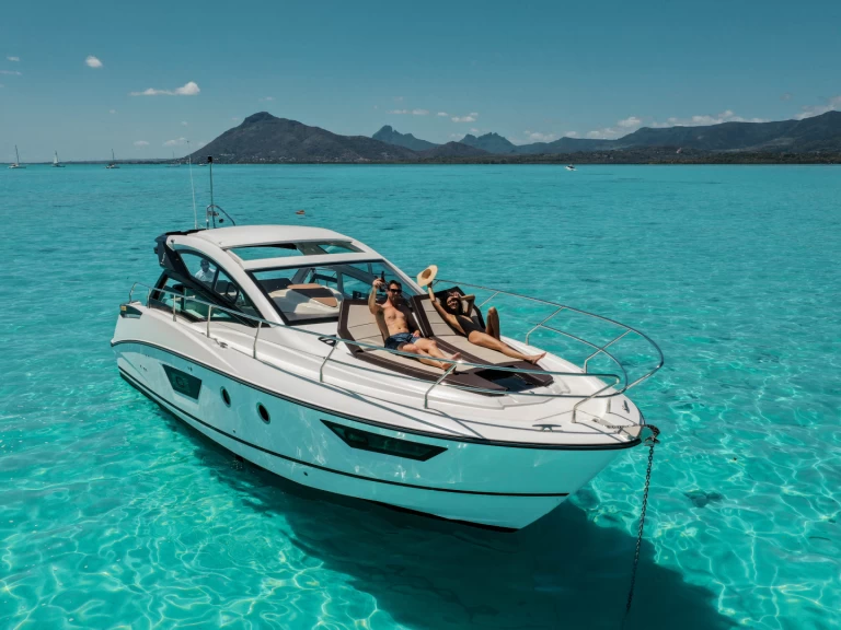 Bootverhuur Tamarin goedkoop Gran Turismo 40