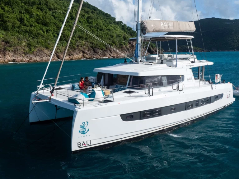 Huur een Bali ALORA in Britse Maagden Eilanden