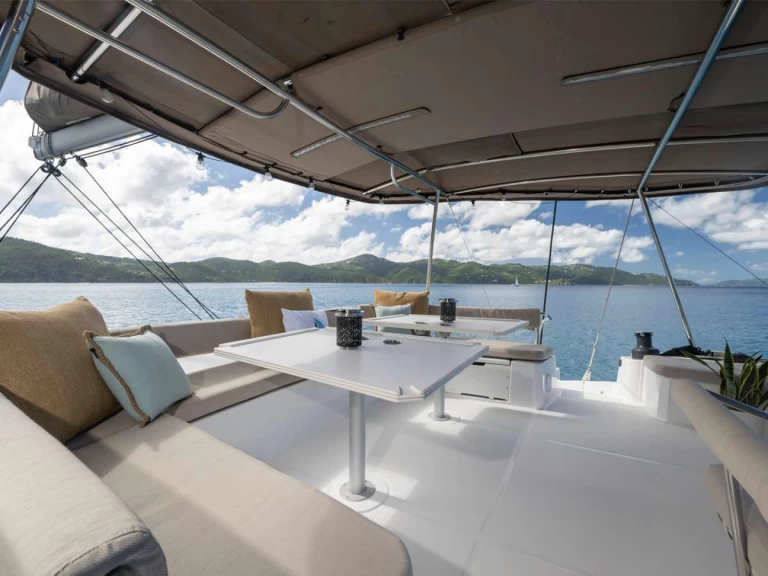 Huur een Bali ELYSIAN in Britse Maagden Eilanden